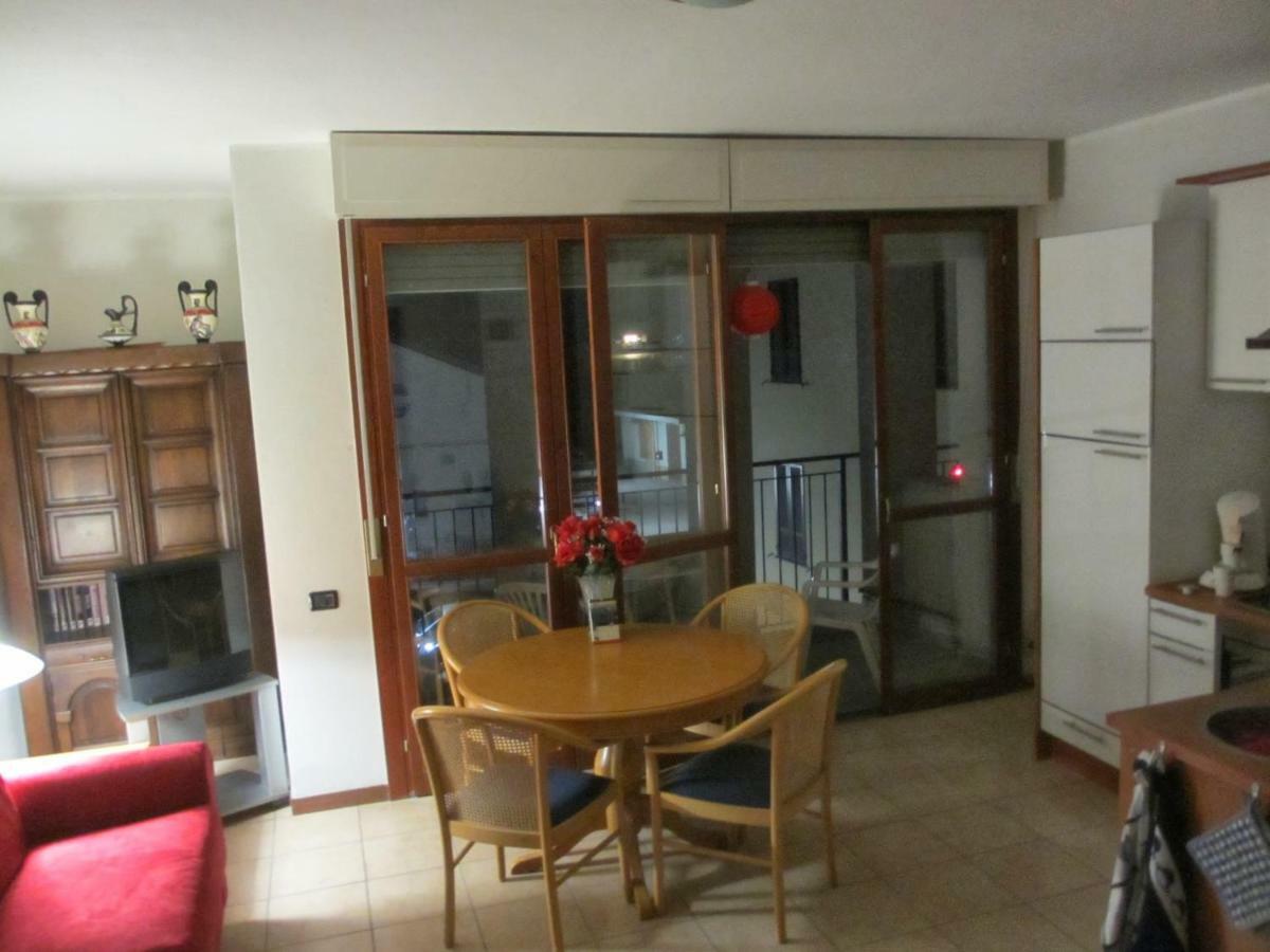 Apartmentslagodicomo Acquaseria Exteriör bild
